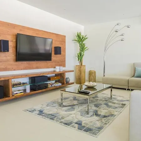 Promotion May June & July - Last Dates! Villa